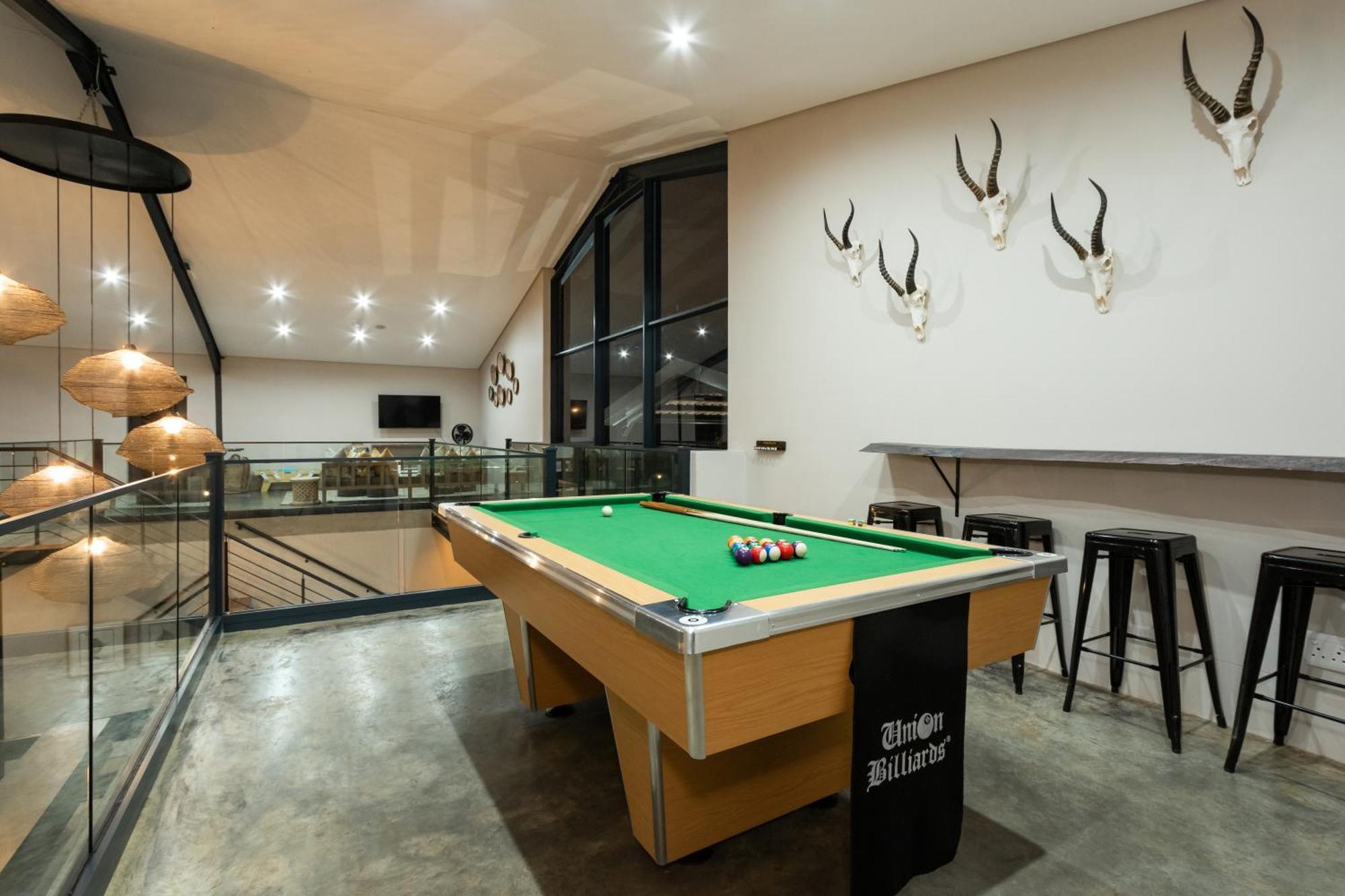 Dragonview Lodge Champagne Valley Экстерьер фото